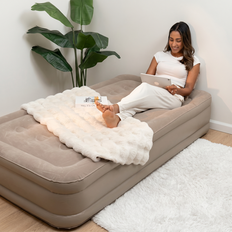 Portable Inflatable Air Mattress with Built-in Pump – Single Size (198×100×40cm) Black Color